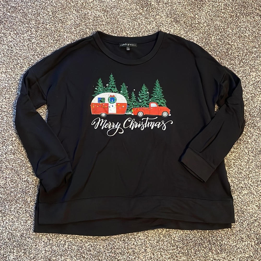 Women’s Christmas Sweatshirts Size Large - Picture 2 of 7